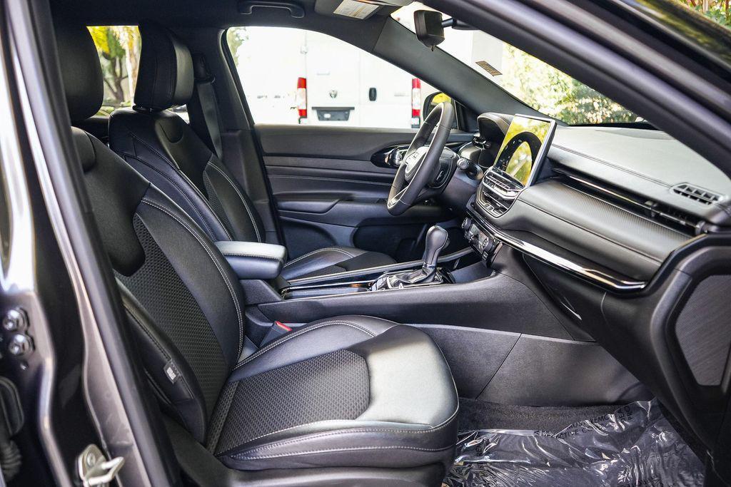 used 2023 Jeep Compass car, priced at $24,995