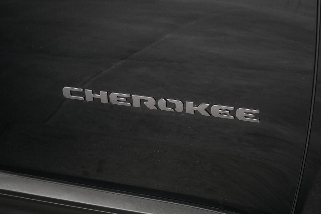 new 2026 Jeep Cherokee car, priced at $38,315