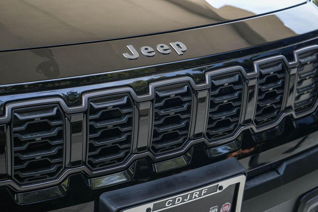 new 2026 Jeep Cherokee car, priced at $38,315