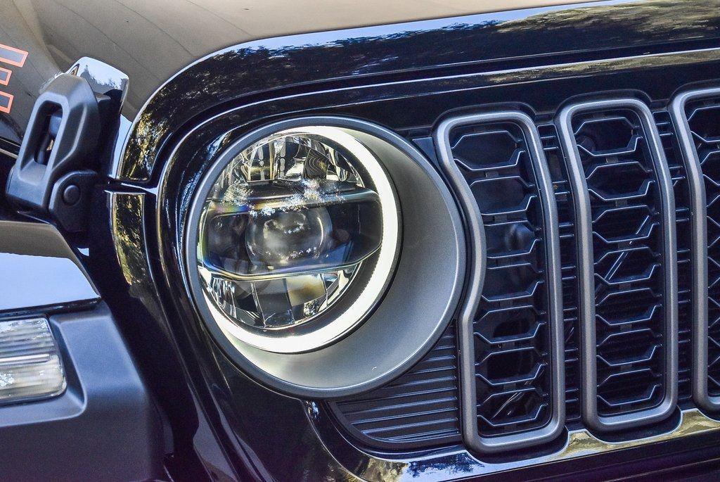 new 2026 Jeep Gladiator car, priced at $57,865
