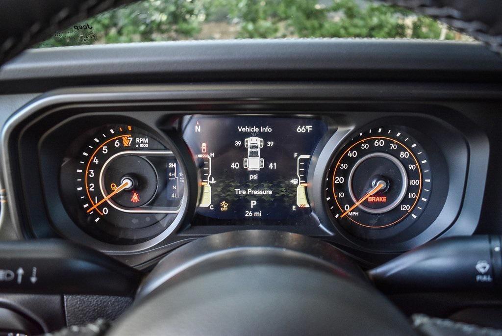 new 2026 Jeep Gladiator car, priced at $64,365