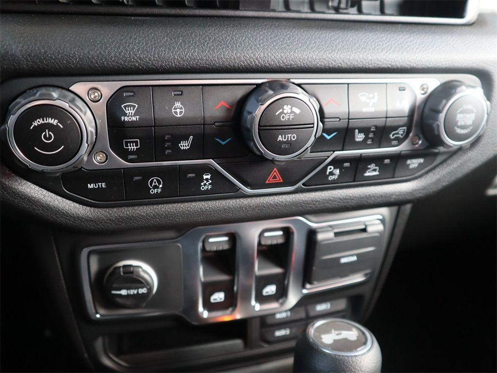 new 2025 Jeep Wrangler car, priced at $39,140