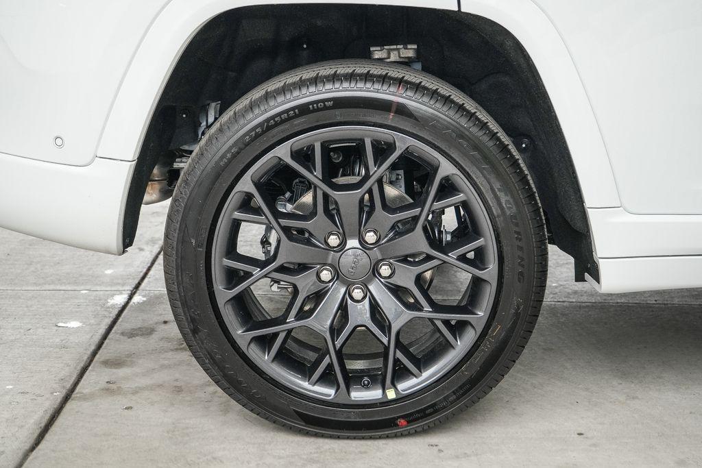 new 2026 Jeep Grand Cherokee car, priced at $60,544