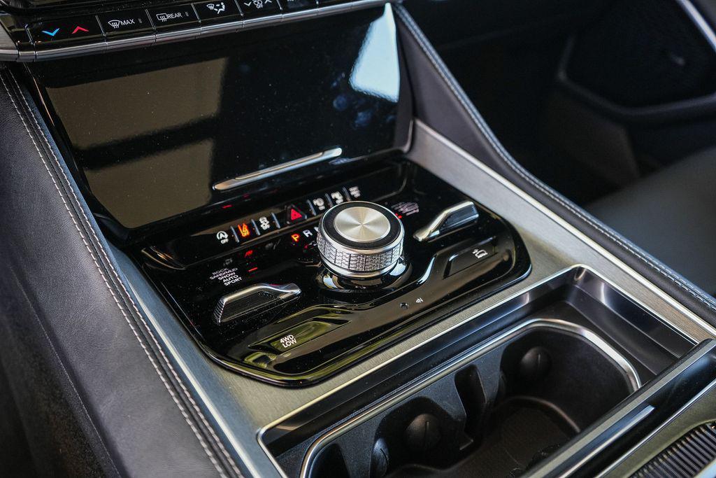 new 2026 Jeep Grand Wagoneer L car, priced at $85,875