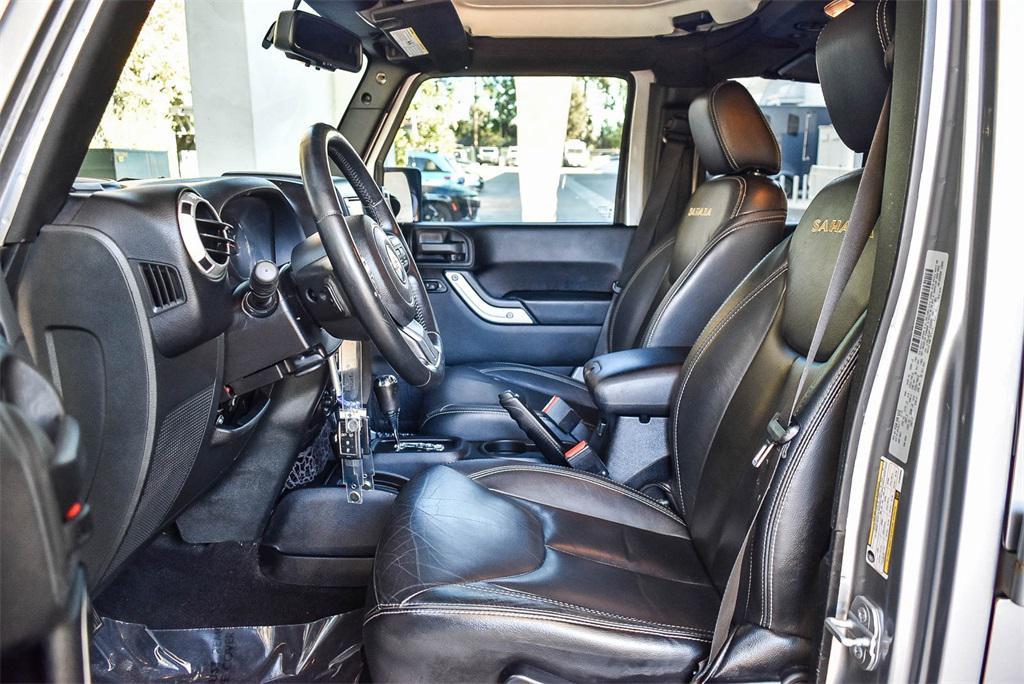 used 2015 Jeep Wrangler Unlimited car, priced at $17,995