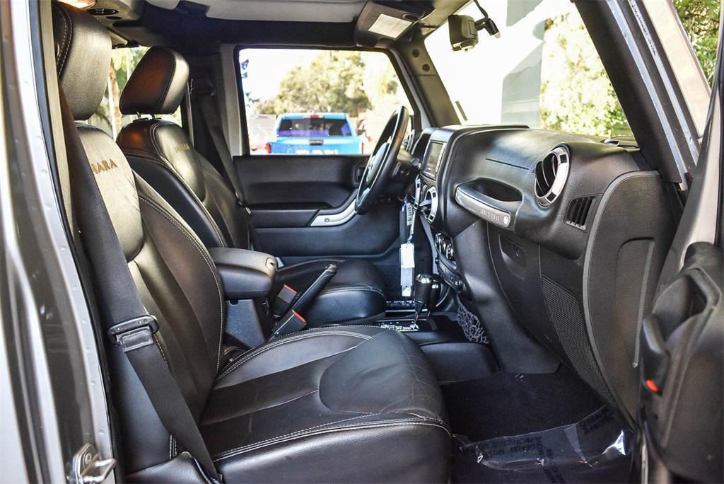 used 2015 Jeep Wrangler Unlimited car, priced at $17,995