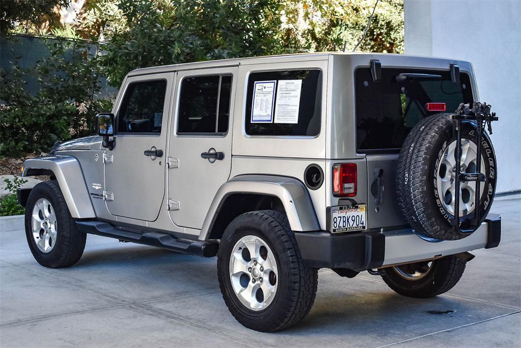 used 2015 Jeep Wrangler Unlimited car, priced at $17,995