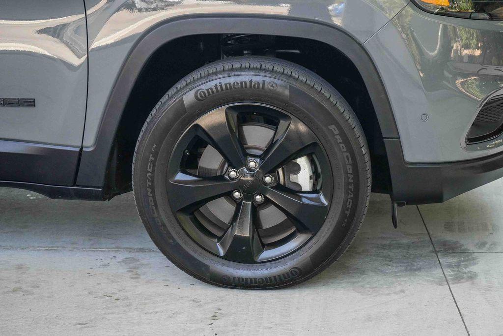 used 2023 Jeep Cherokee car, priced at $26,500