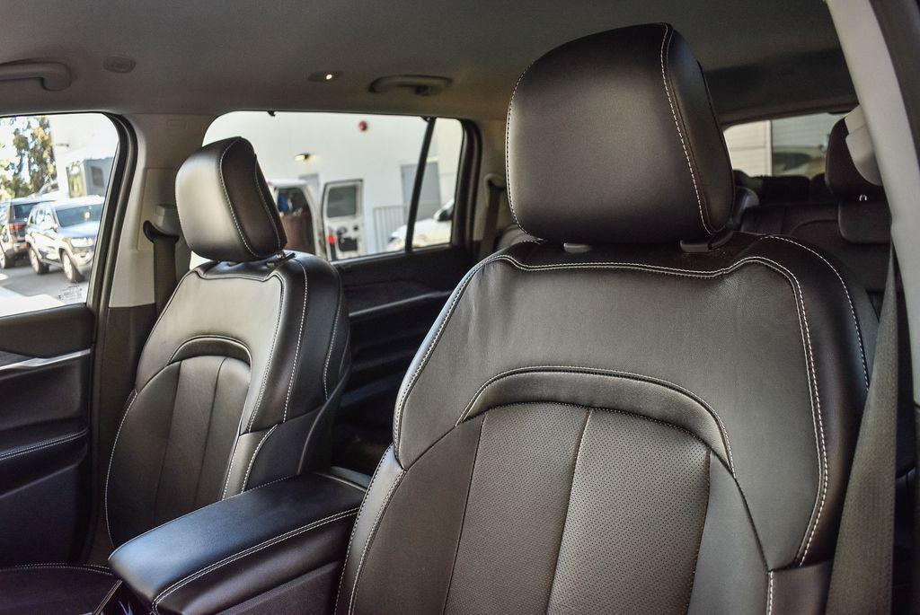 used 2023 Jeep Grand Cherokee L car, priced at $32,995