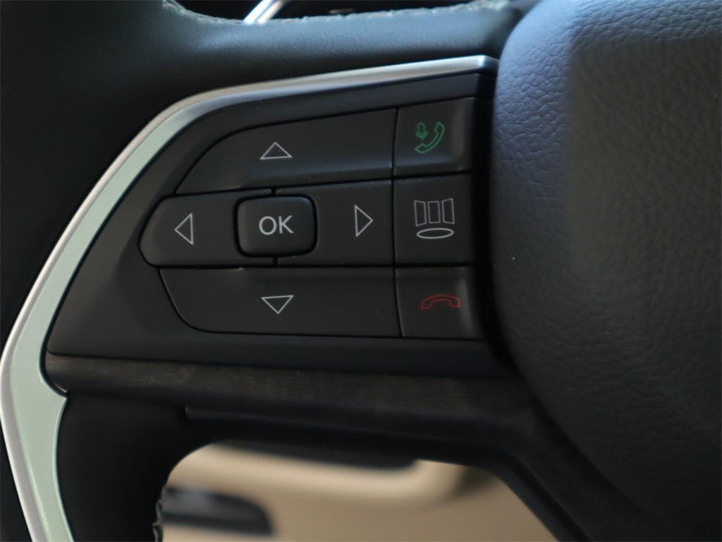 new 2023 Jeep Grand Cherokee L car, priced at $45,995