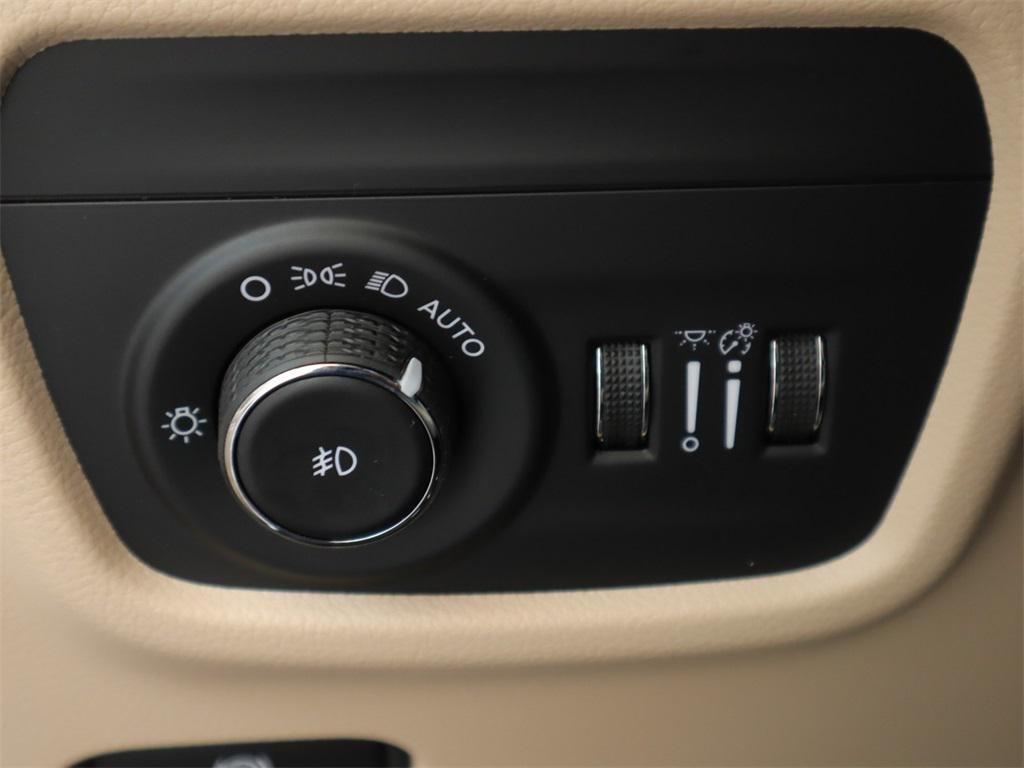 new 2023 Jeep Grand Cherokee L car, priced at $45,995