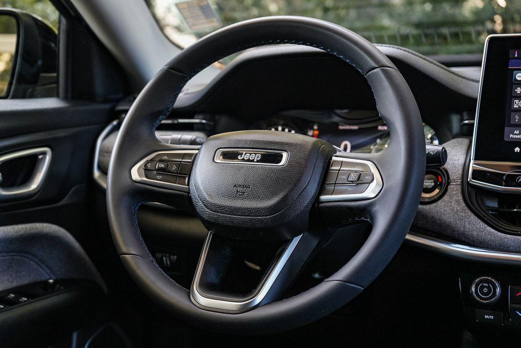 used 2022 Jeep Compass car, priced at $22,995