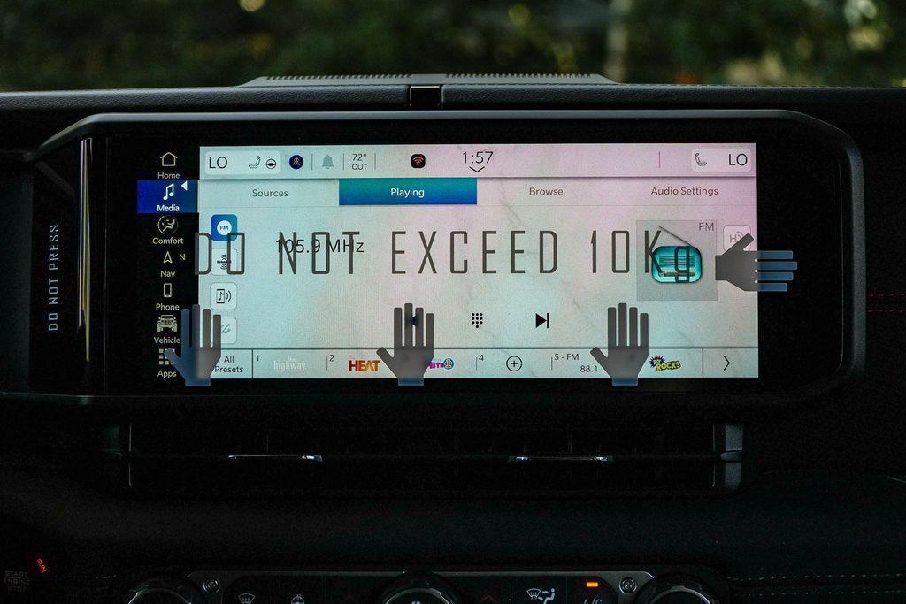 new 2026 Jeep Gladiator car, priced at $60,425