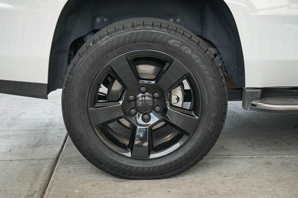 used 2018 GMC Yukon car, priced at $29,995