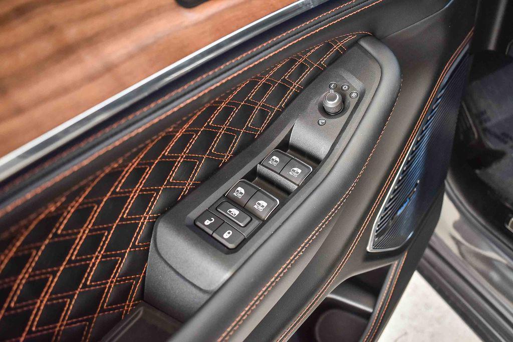 new 2026 Jeep Grand Cherokee car, priced at $64,000