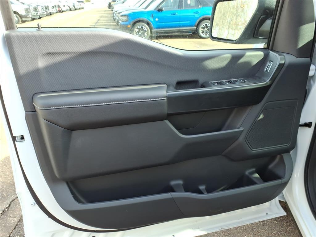 new 2026 Ford F-150 car, priced at $46,370