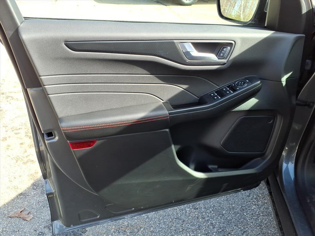 new 2026 Ford Escape car, priced at $30,036