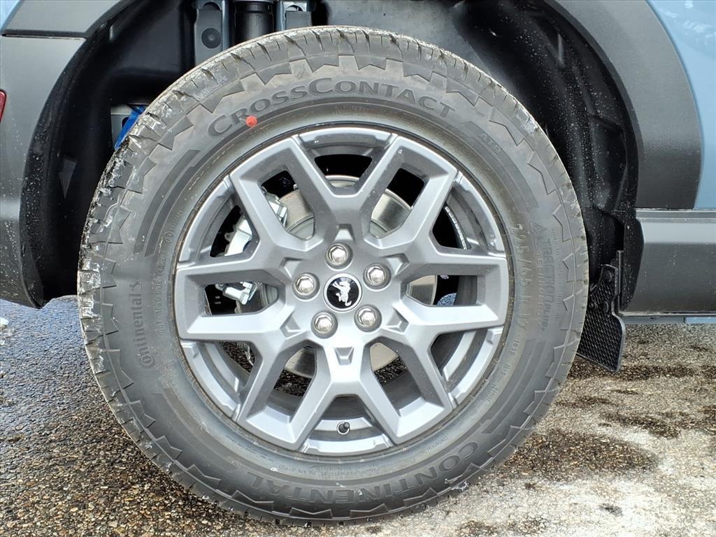 new 2025 Ford Bronco Sport car, priced at $37,320