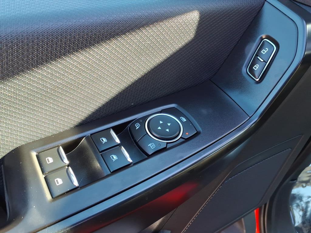 used 2021 Ford F-150 car, priced at $25,202