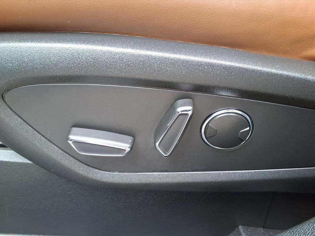 used 2023 Lincoln Nautilus car, priced at $32,486
