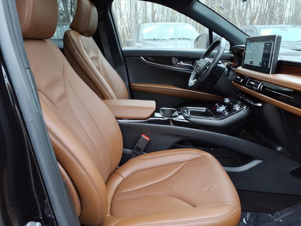 used 2023 Lincoln Nautilus car, priced at $32,486