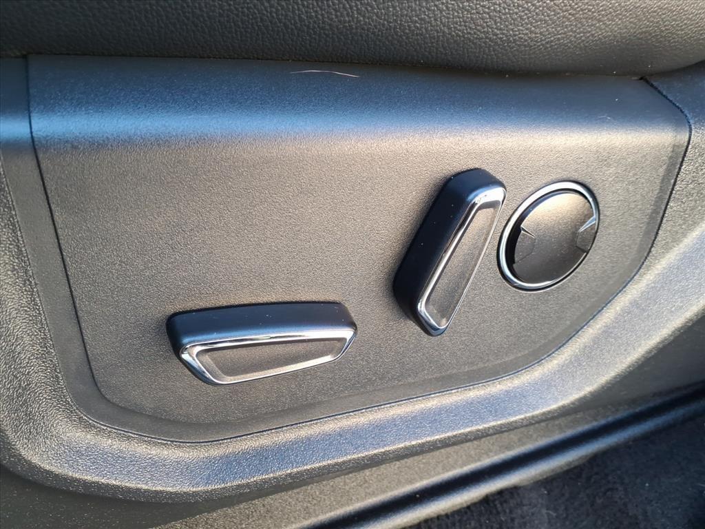 used 2024 Ford Expedition car, priced at $57,903