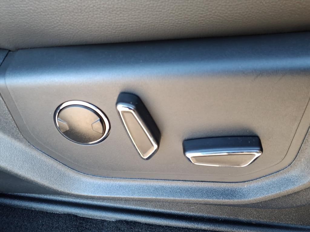 used 2024 Ford Expedition car, priced at $57,903