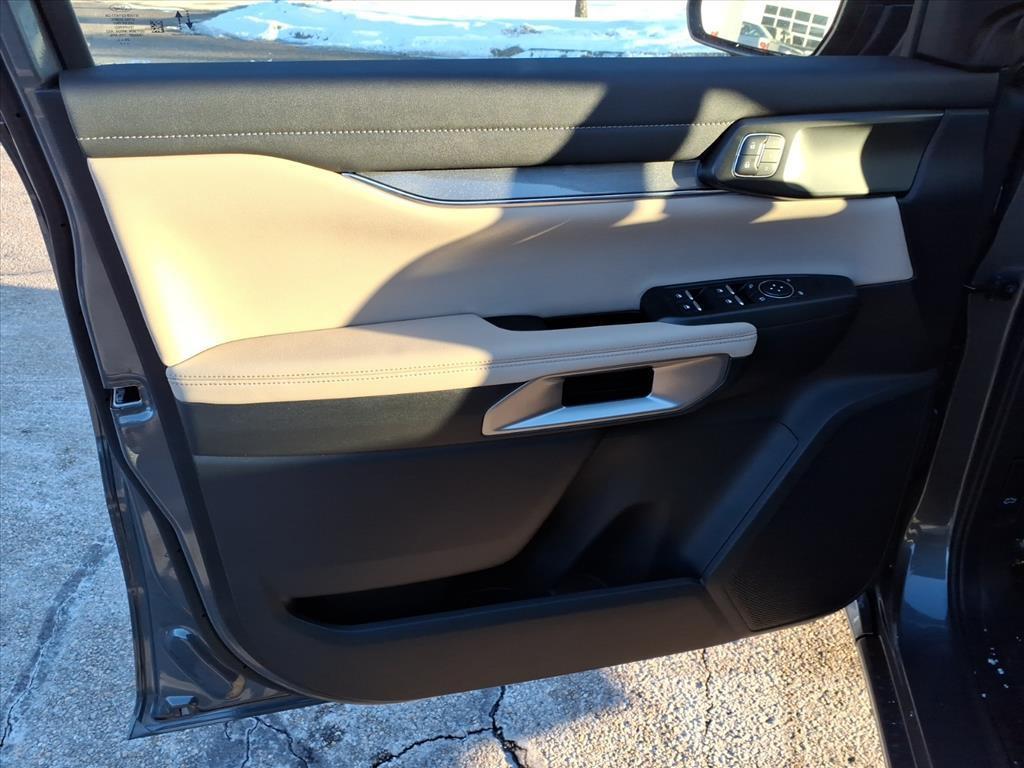 new 2025 Ford Ranger car, priced at $46,675