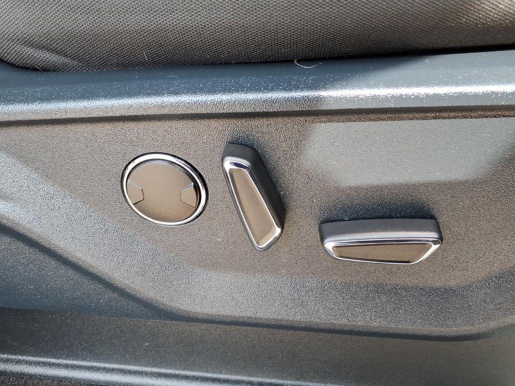 used 2021 Ford F-150 car, priced at $32,425
