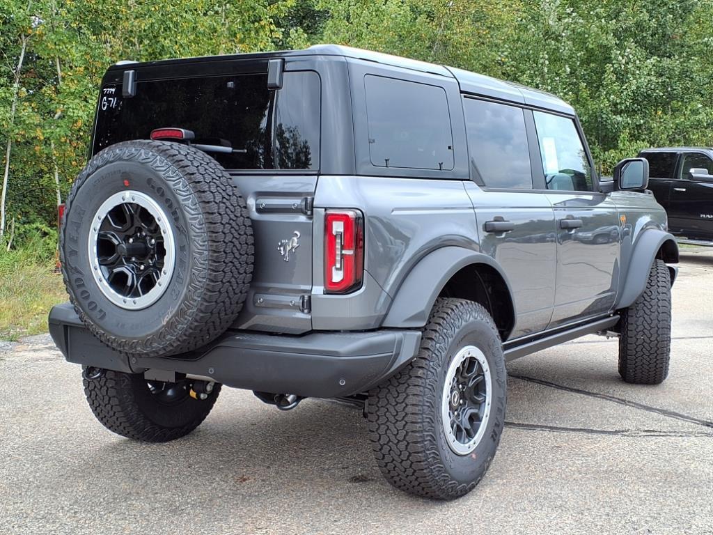 new 2025 Ford Bronco car, priced at $55,194