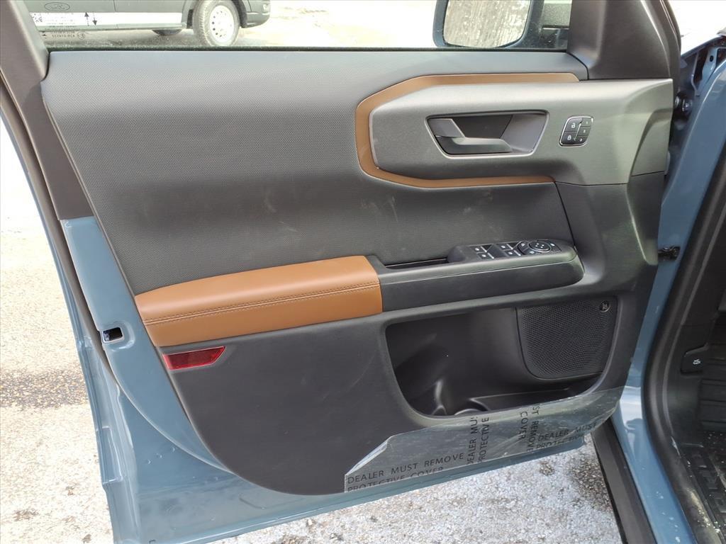 new 2025 Ford Bronco Sport car, priced at $44,195