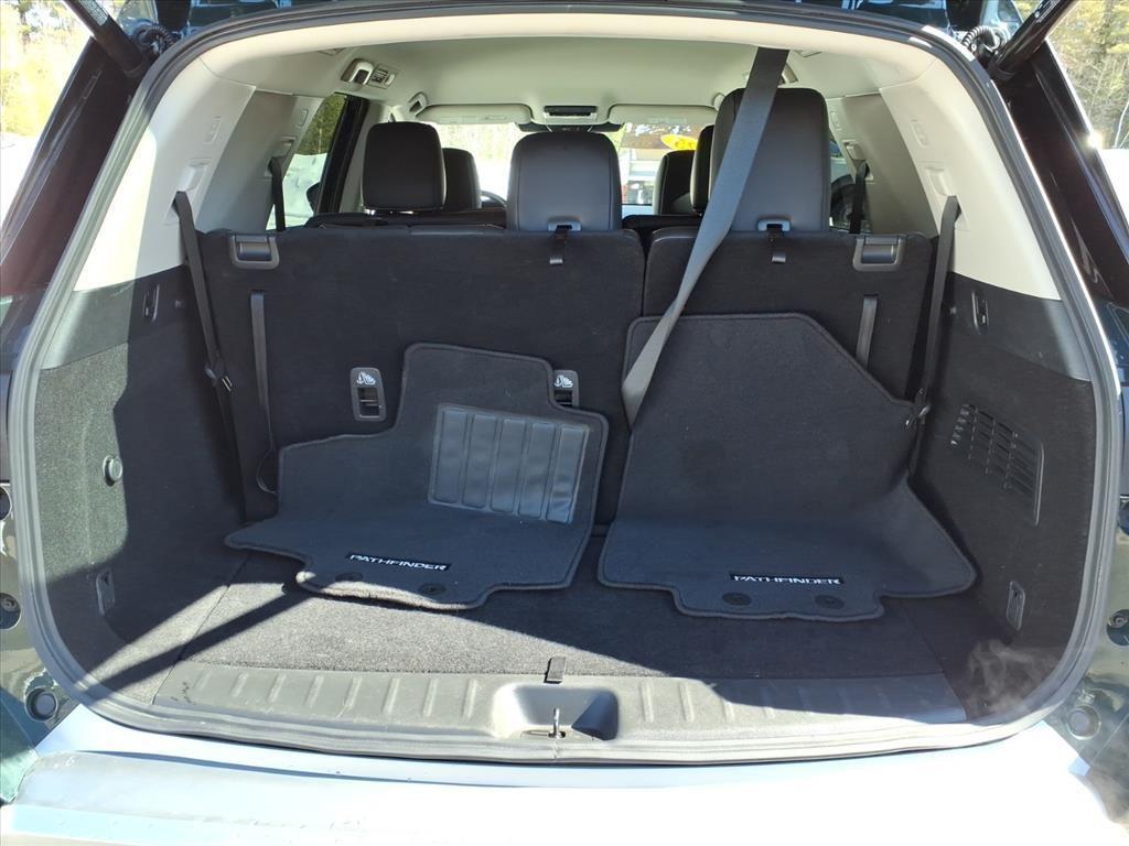 used 2025 Nissan Pathfinder car, priced at $31,857