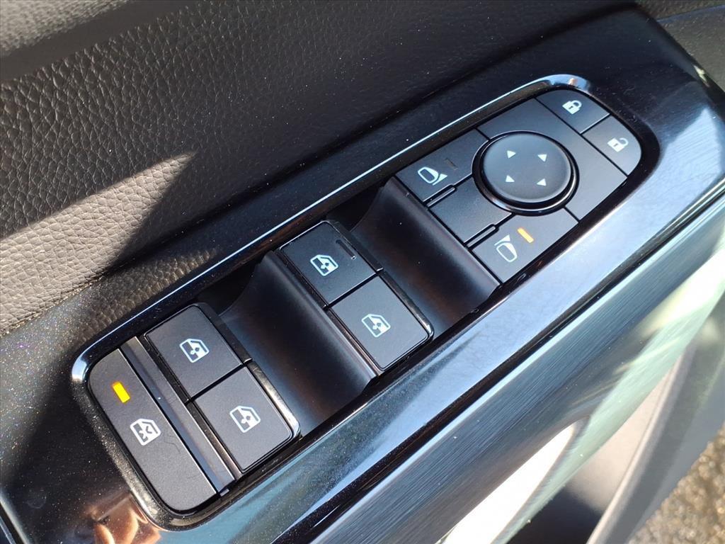 used 2025 Nissan Pathfinder car, priced at $31,857