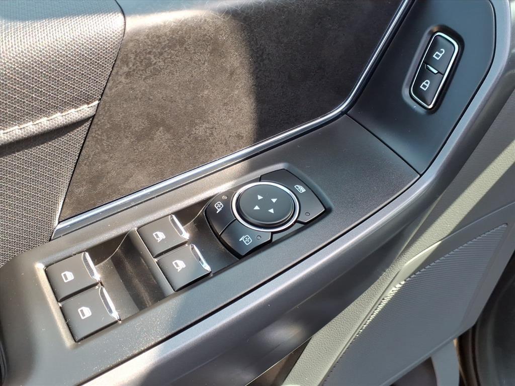 used 2025 Ford F-150 car, priced at $42,215