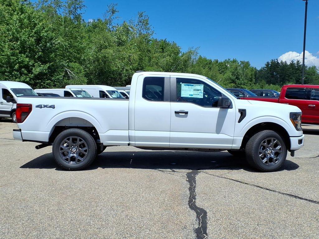 new 2026 Ford F-150 car, priced at $43,284