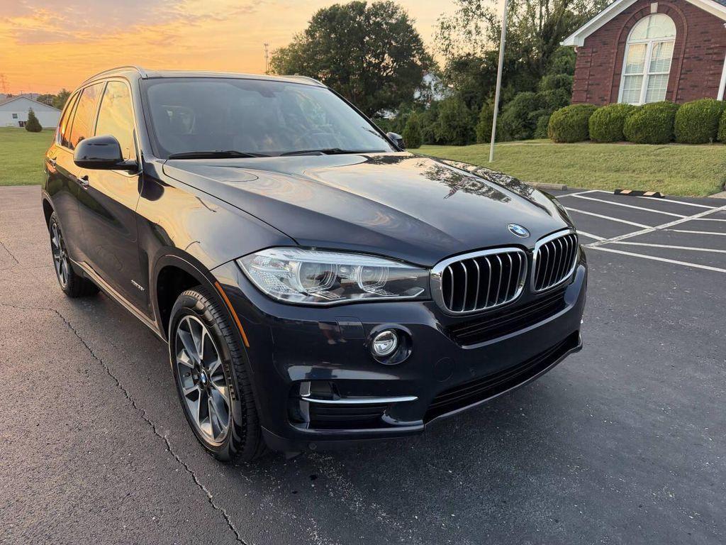 BMW X5 view 10