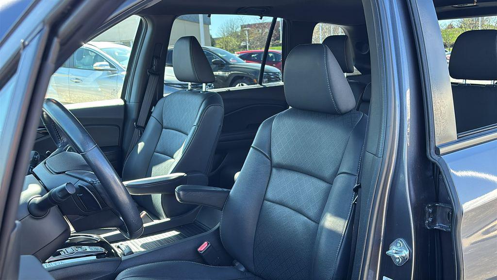 used 2021 Honda Passport car, priced at $27,728