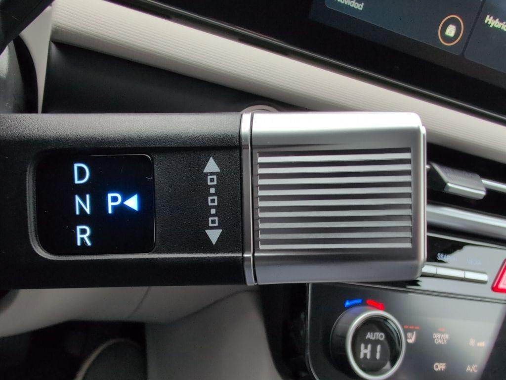 new 2026 Hyundai TUCSON Hybrid car, priced at $31,968