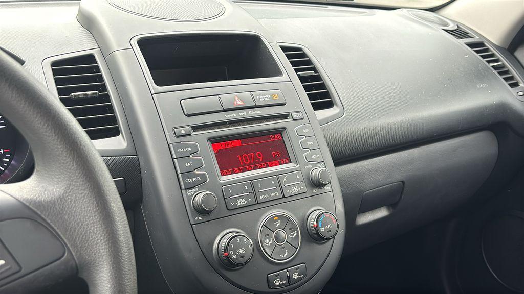 used 2013 Kia Soul car, priced at $5,900