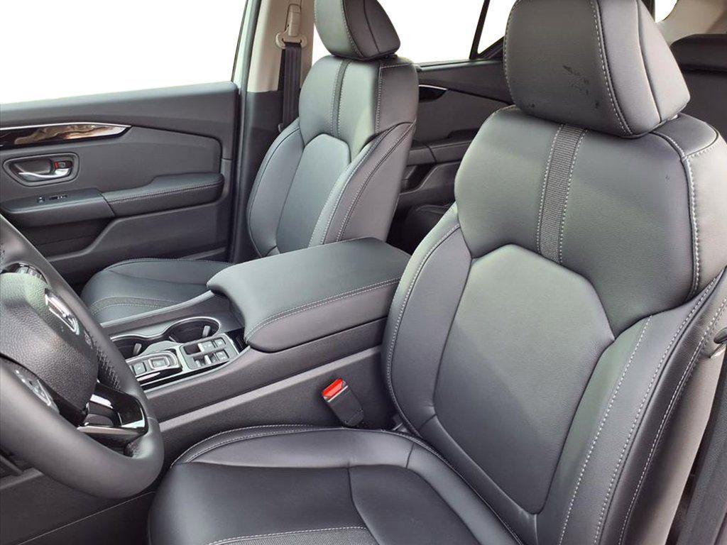new 2026 Honda Pilot car, priced at $45,070