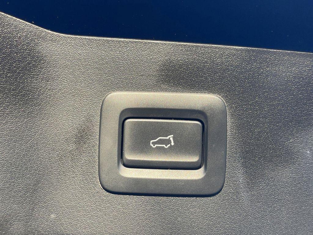 used 2023 Mazda CX-5 car, priced at $21,999