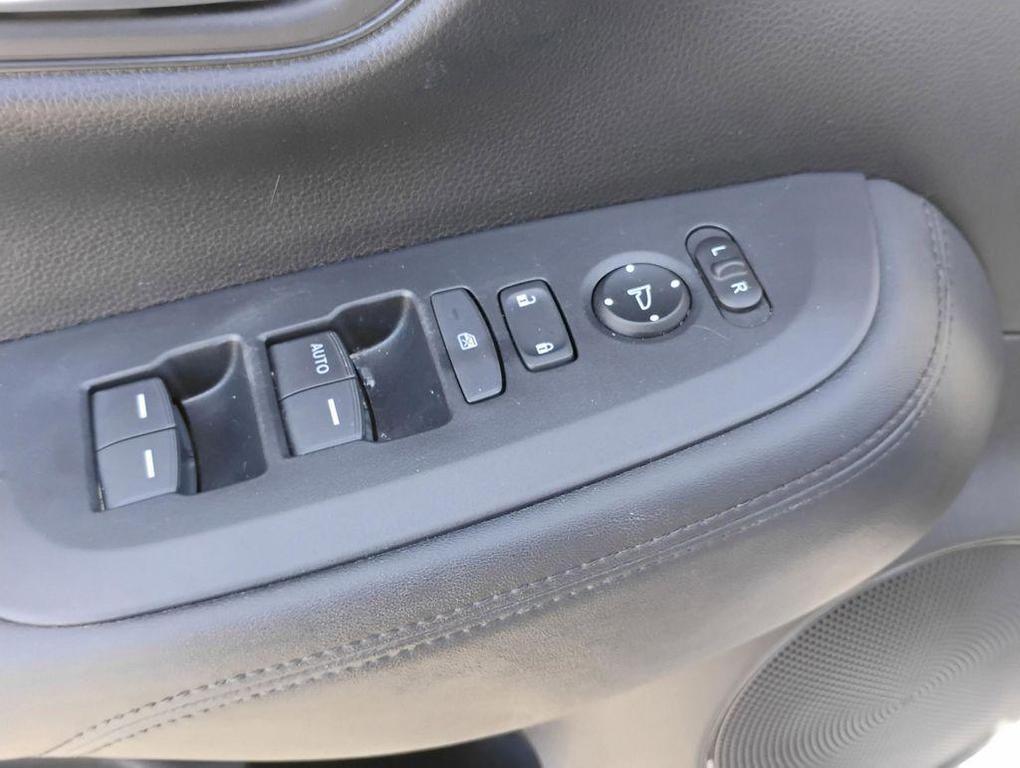 used 2024 Honda HR-V car, priced at $21,229