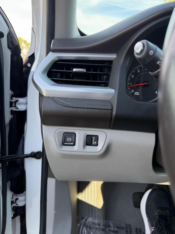 used 2017 GMC Acadia car, priced at $14,841