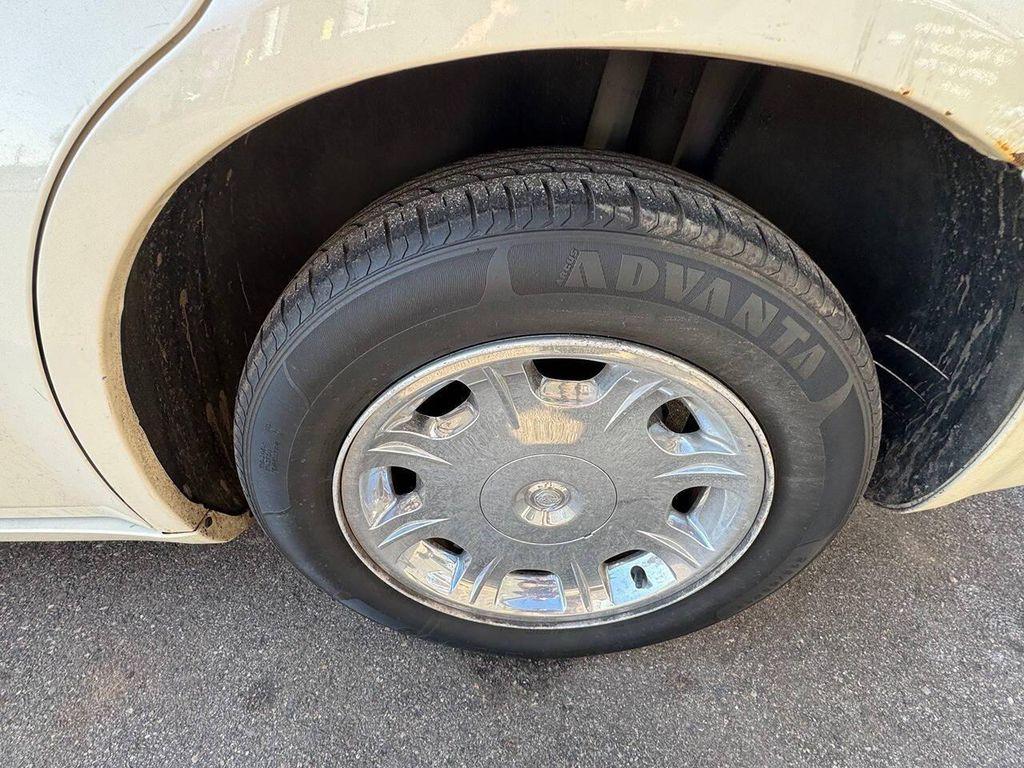 used 2005 Chrysler 300 car, priced at $3,999