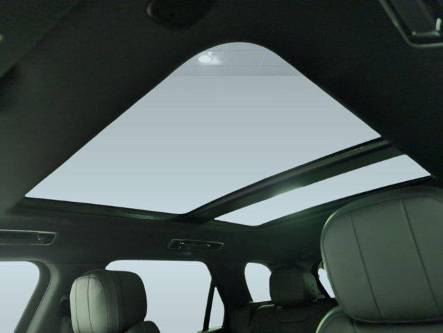 new 2025 Land Rover Range Rover Sport car, priced at $114,592