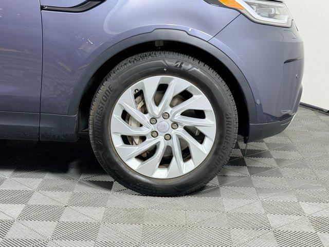 used 2024 Land Rover Discovery car, priced at $39,999