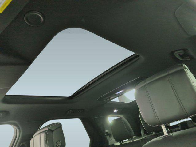 used 2025 Land Rover Discovery car, priced at $59,993