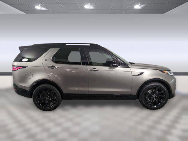 used 2025 Land Rover Discovery car, priced at $63,511