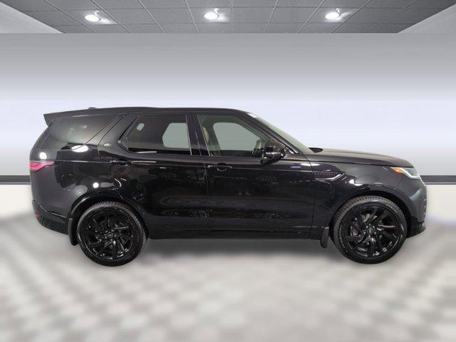 used 2025 Land Rover Discovery car, priced at $59,991