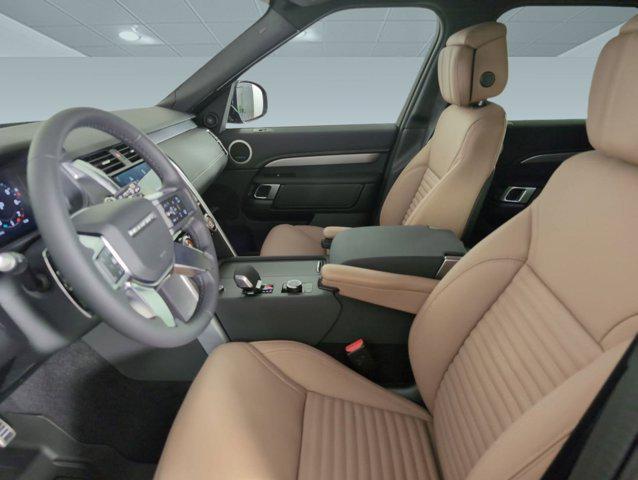 used 2025 Land Rover Discovery car, priced at $59,991